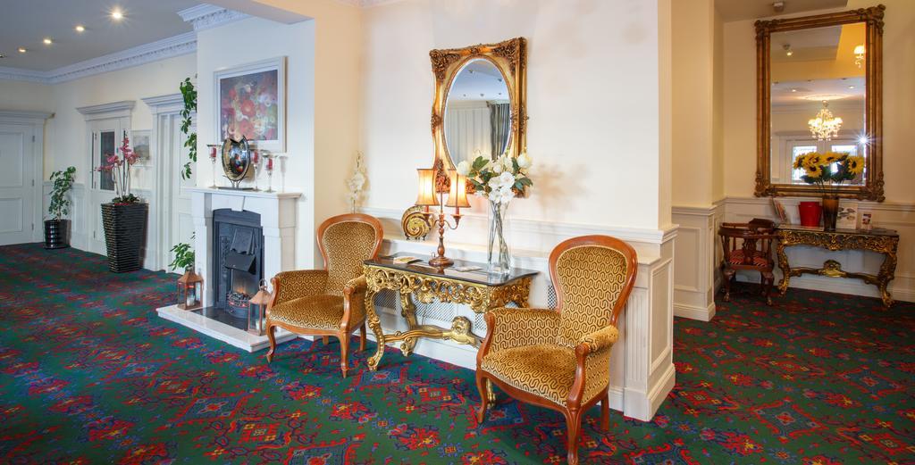 The Clonakilty Hotel Bagian luar foto