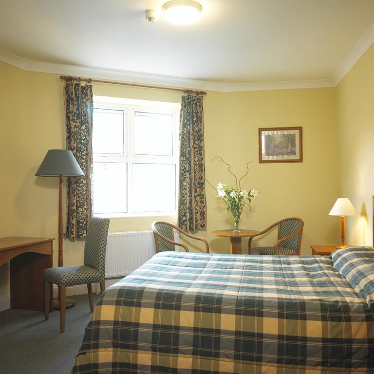 The Clonakilty Hotel Bagian luar foto